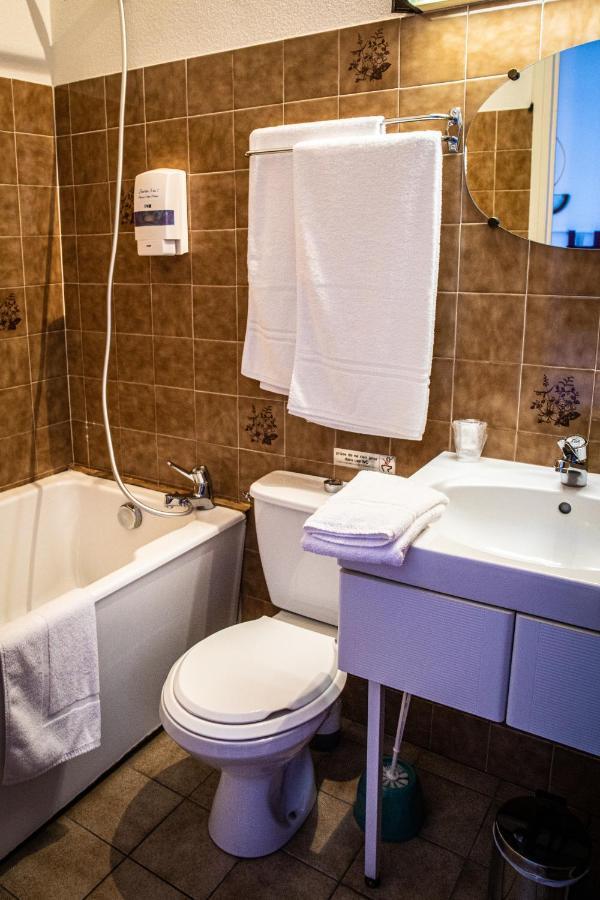 Saint-Haon Hotel Restaurant Le Foirail מראה חיצוני תמונה